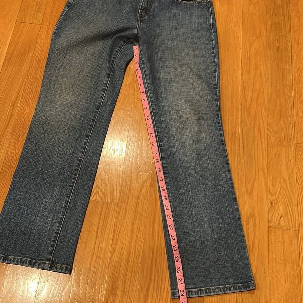 Levi’s  straight leg 505 jeans size 8 short . - Image 5