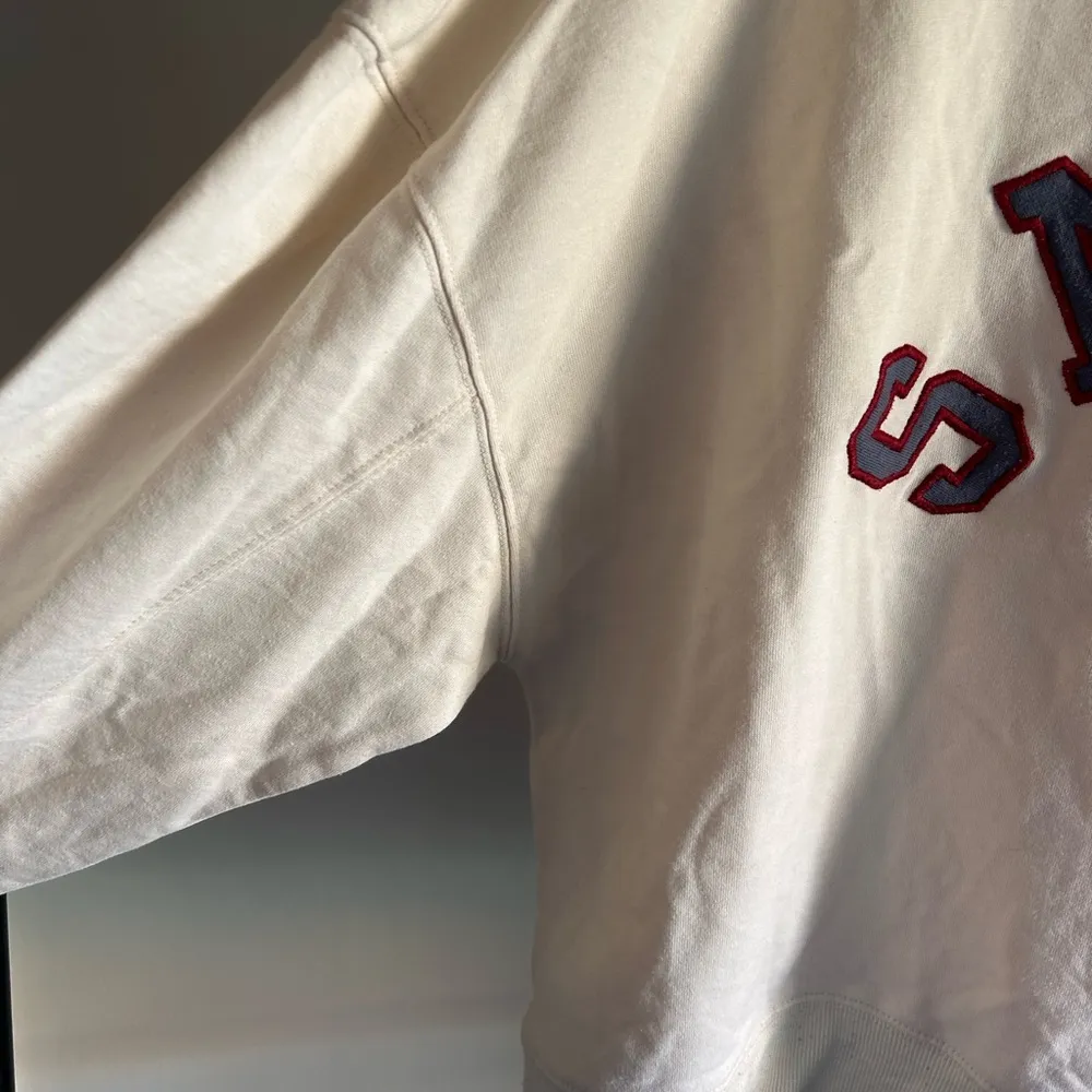 Roolee Smile Appliqué Crewneck Sweatshirt size Large - Image 4