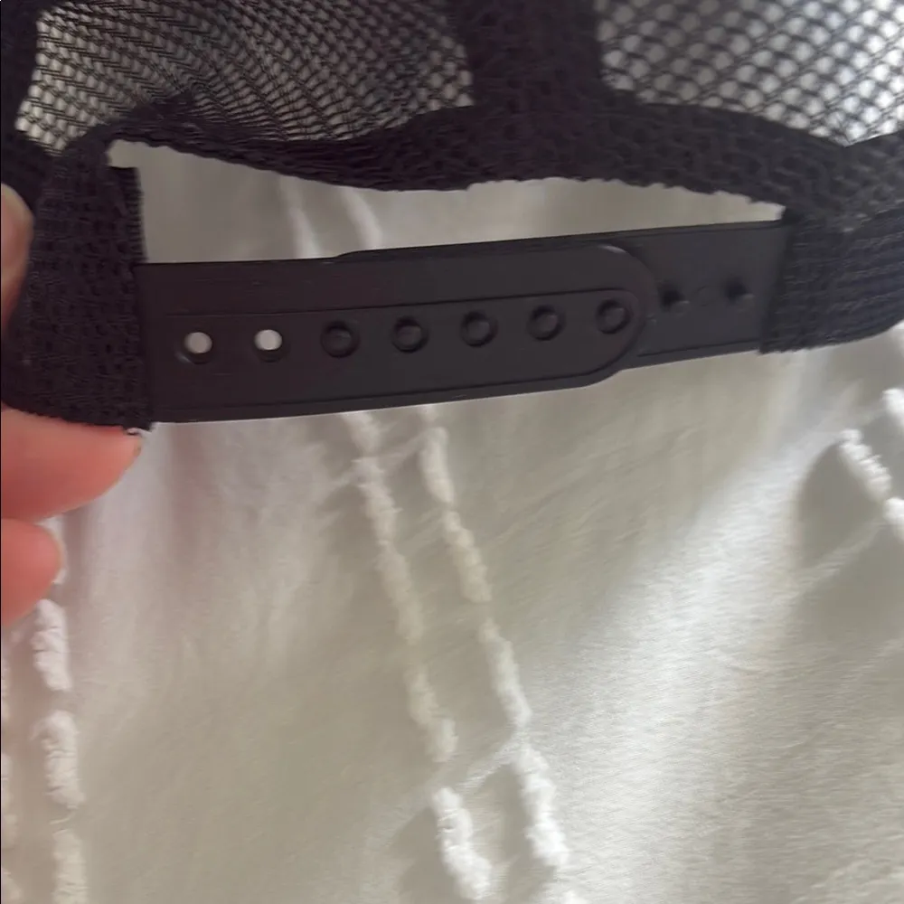 Camouflage Mesh Trucker Hat Gray - Image 3