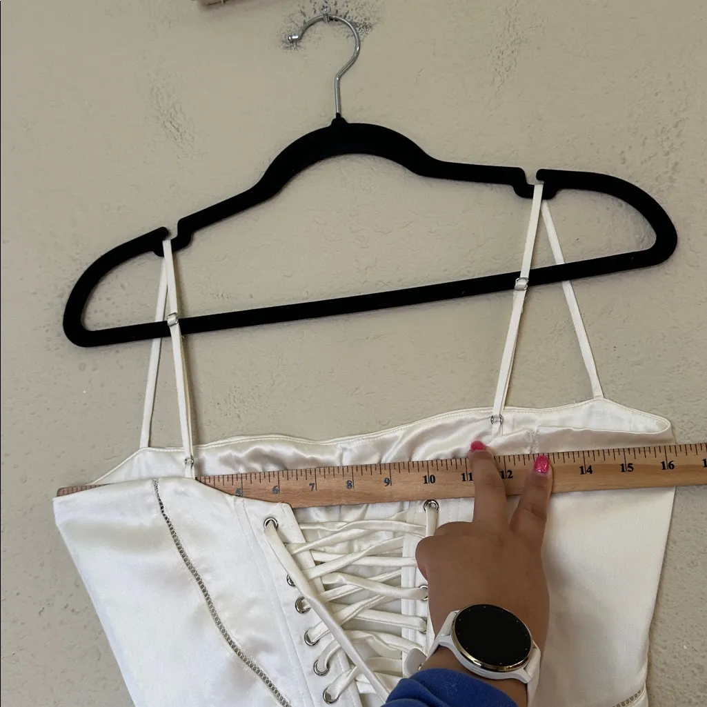 House‎ of CB M A-C 'Anabella' Ivory Satin Lace Up Maxi Dress NWOT - Image 9