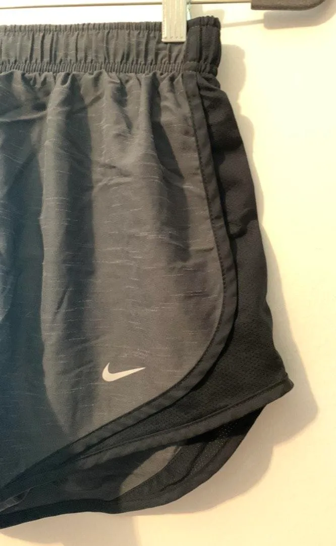 Nike Shorts - Image 3