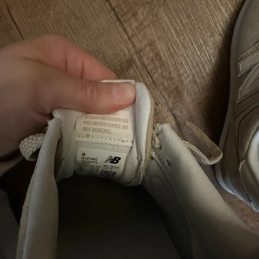 New Balance 574 Cream Sneakers - Image 6