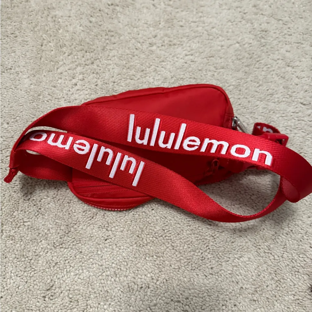 Lululemon  everywhere belt bag! Cross listed on Mercari! - Image 5