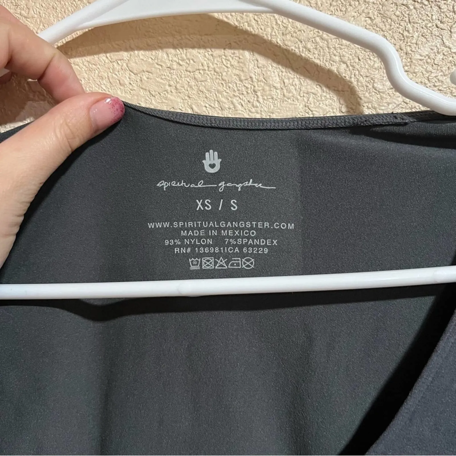 NWT Spiritual Gangster charcoal gray seamless scoop neck ruched shirt - Image 4