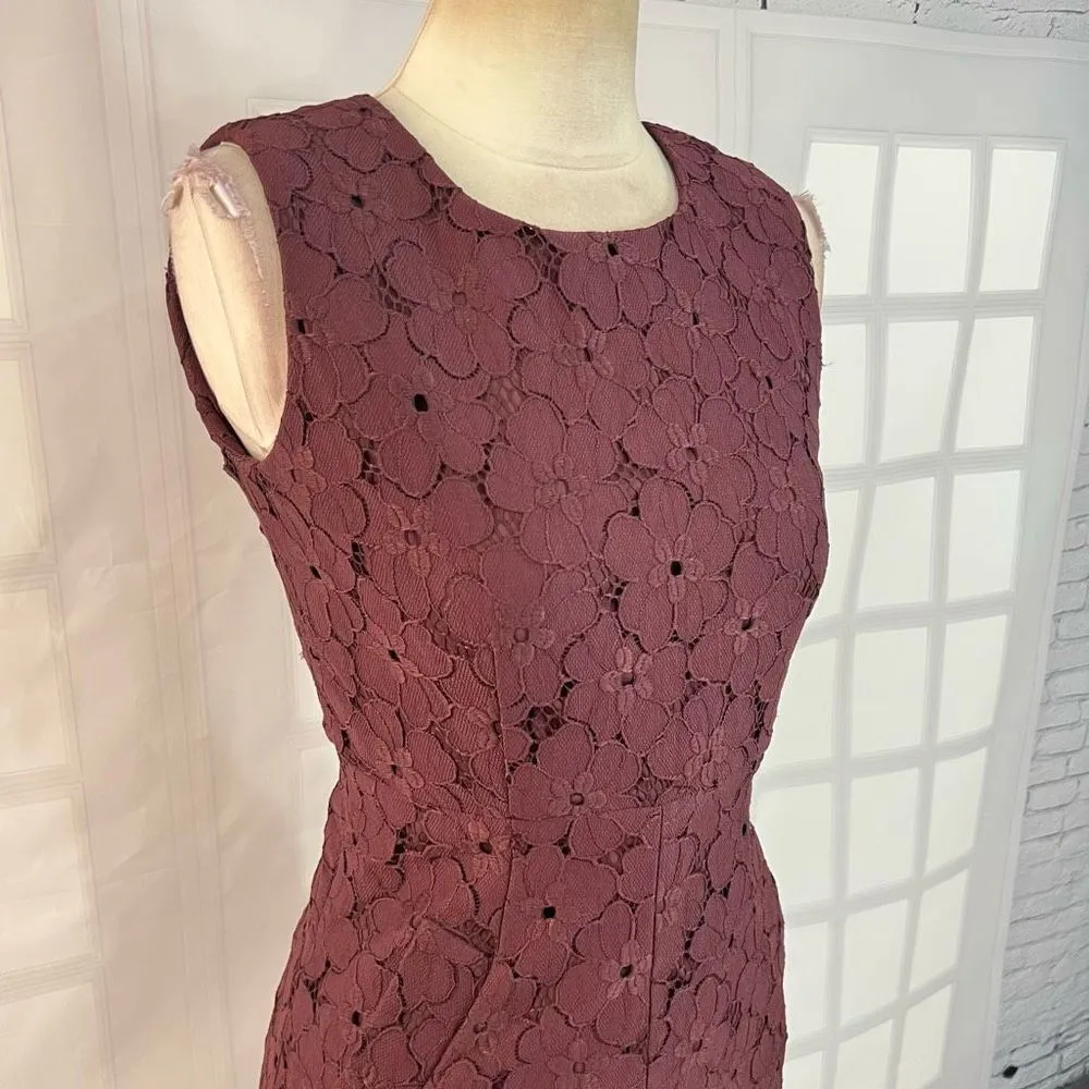 Diane Von Furstenberg sleeveless burgundy lace mini dress with pockets. Size 2 - Image 2