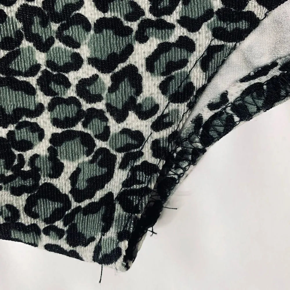 Vintage Bentley black/gray leopard animal print nylon spandex blend mobwife top Gray Size L - Image 6