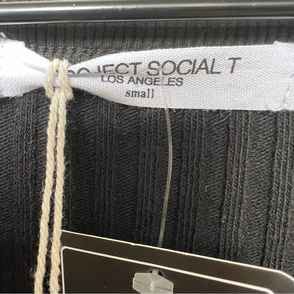 Project Social T NWT Getaway Notch Neck Sweater Ribbed Pullover Black Size Small - Image 6