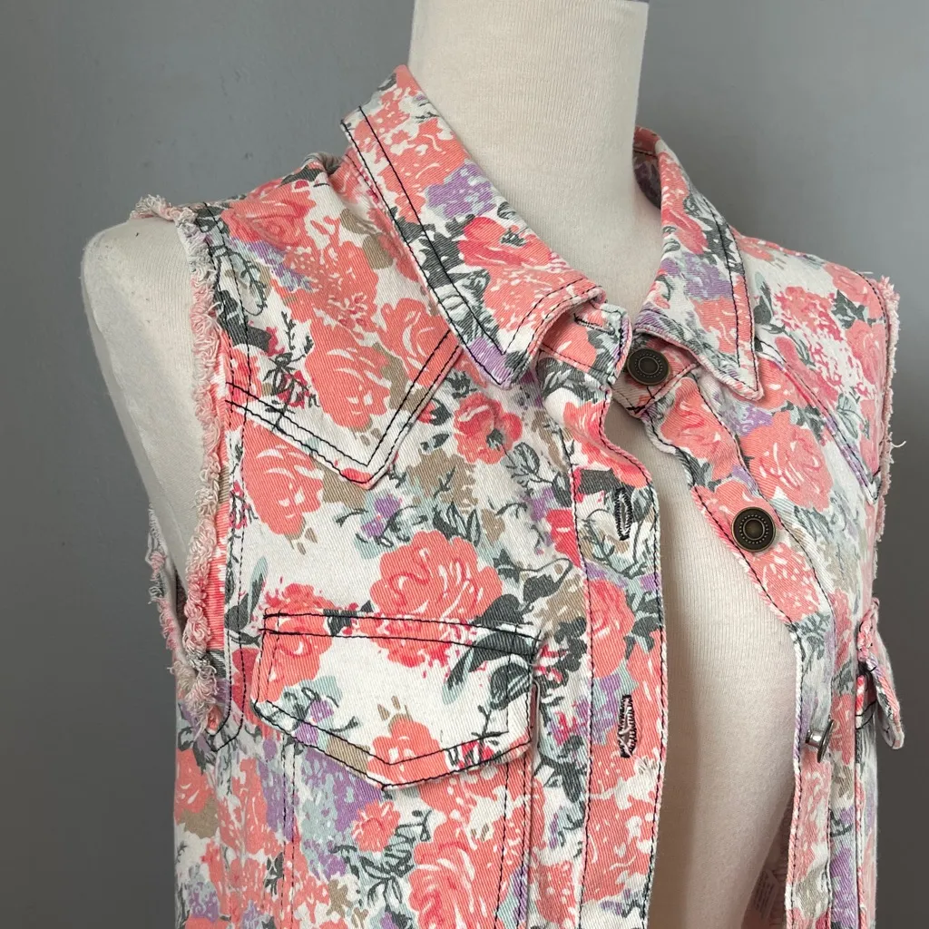 English Rose Floral Button-Down Sleeveless Top size S/M - Image 2