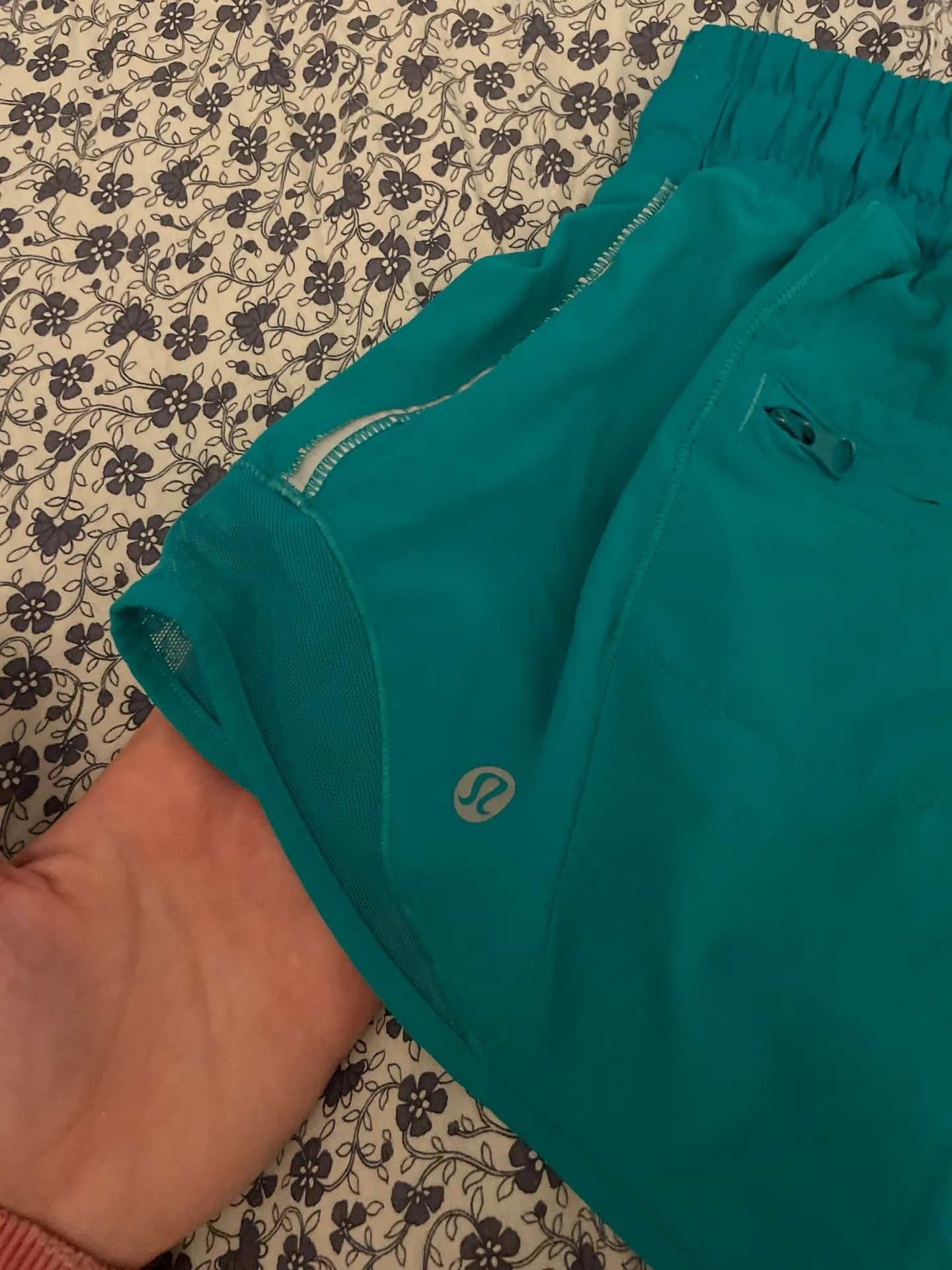 Lululemon Hotty Hot Short 2.5” - Image 3