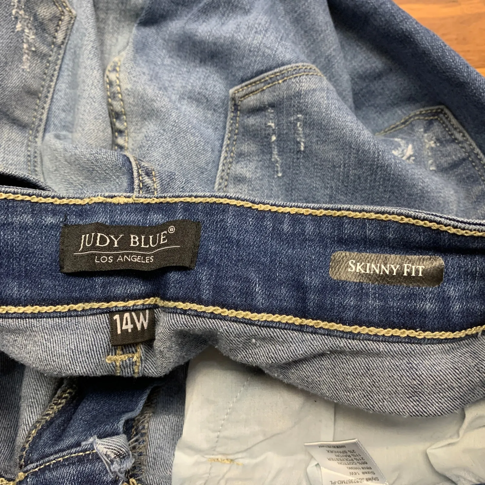 Judy Blue Distressed Skinny Jeans Womens‎ Size 14 Medium Wash Denim Frayed Hem - Image 6