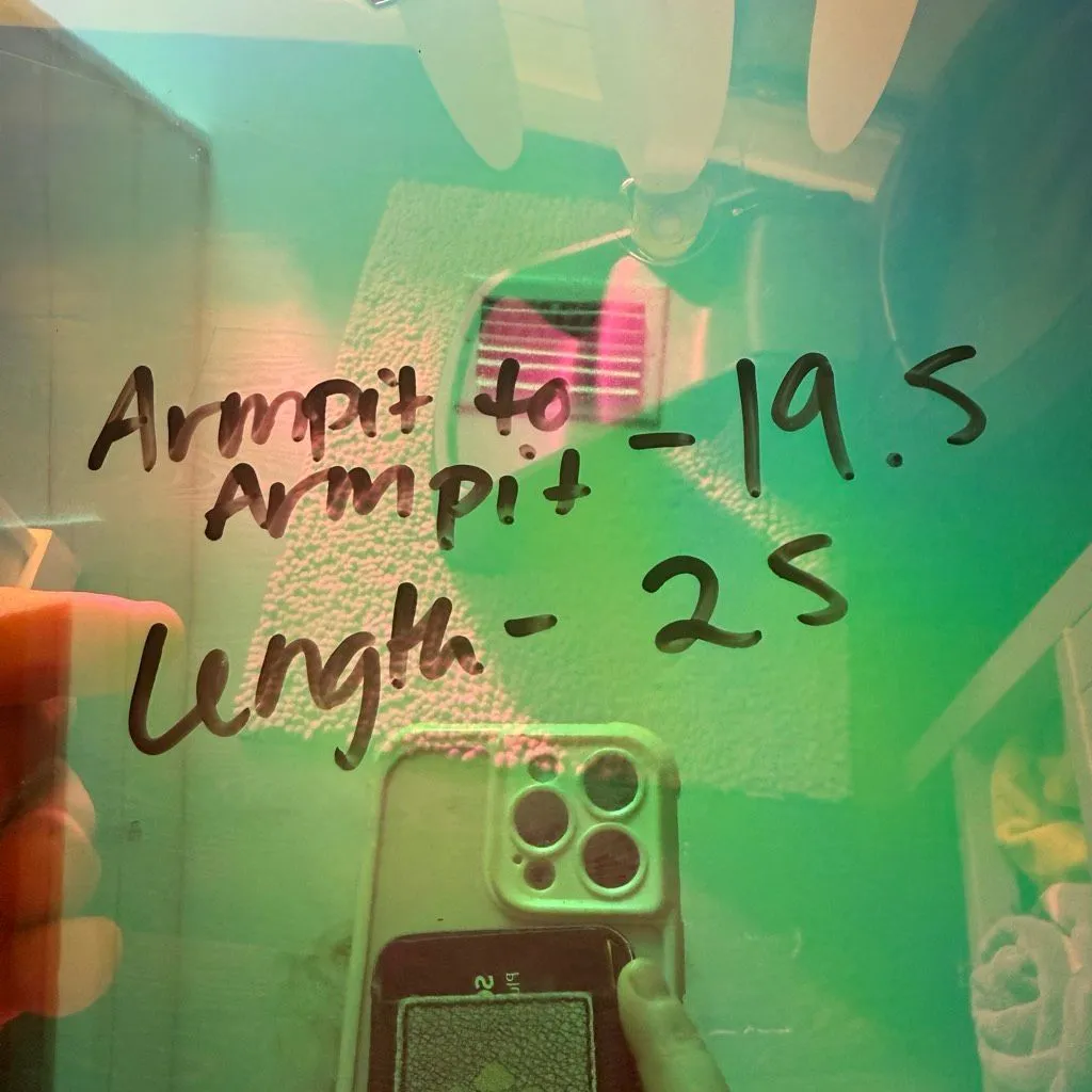 Sonoma  Women’s Medium White Everyday Tee Longsleeve - Image 4