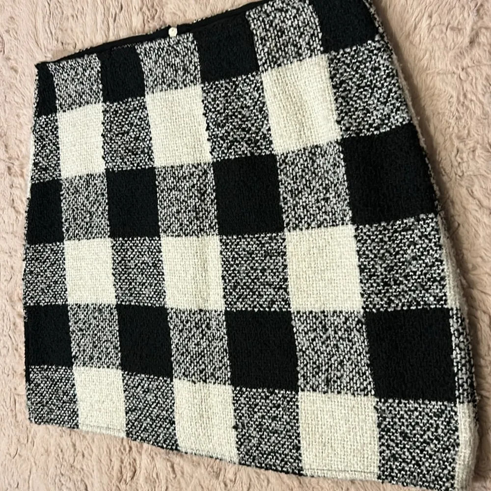 Forever 21 skirt in size L - Image 2