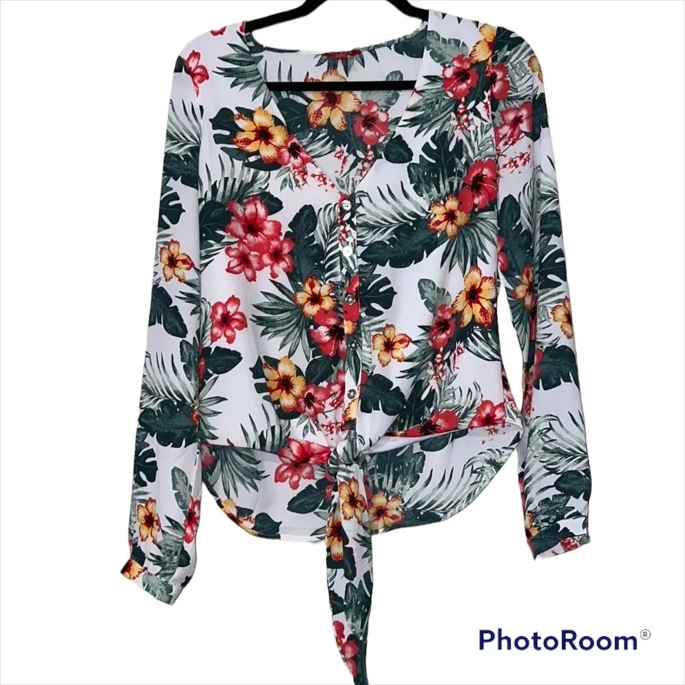 GUESS small high low tie front blouse v neck long sleeve button front floral - Image 12