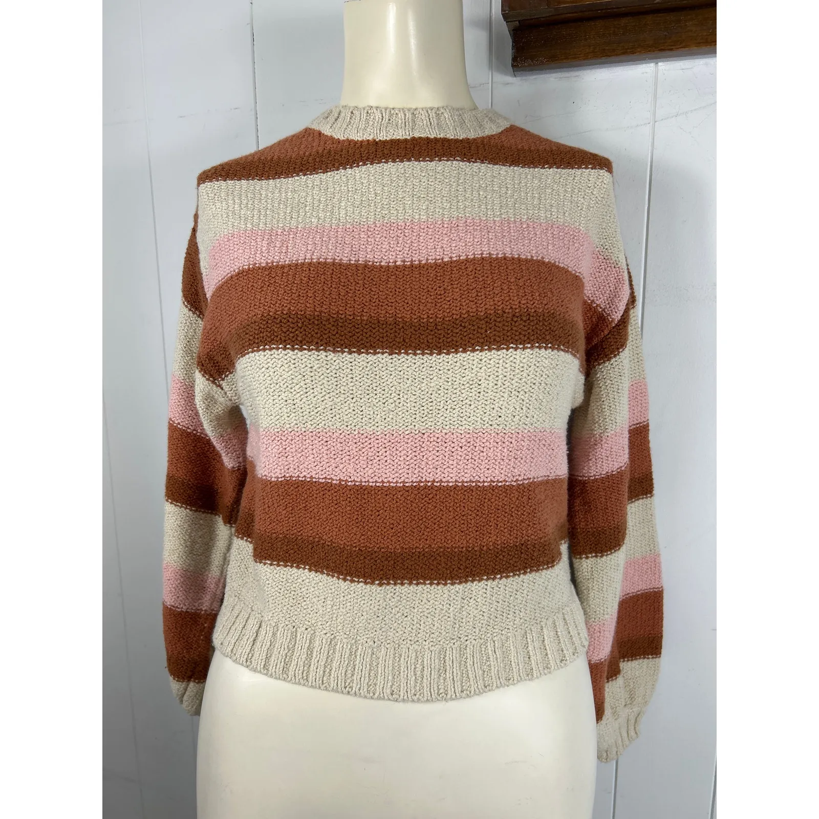 Billabong Seeing Double Crop Crewneck Sweater in a striped pattern Size S - Image 2