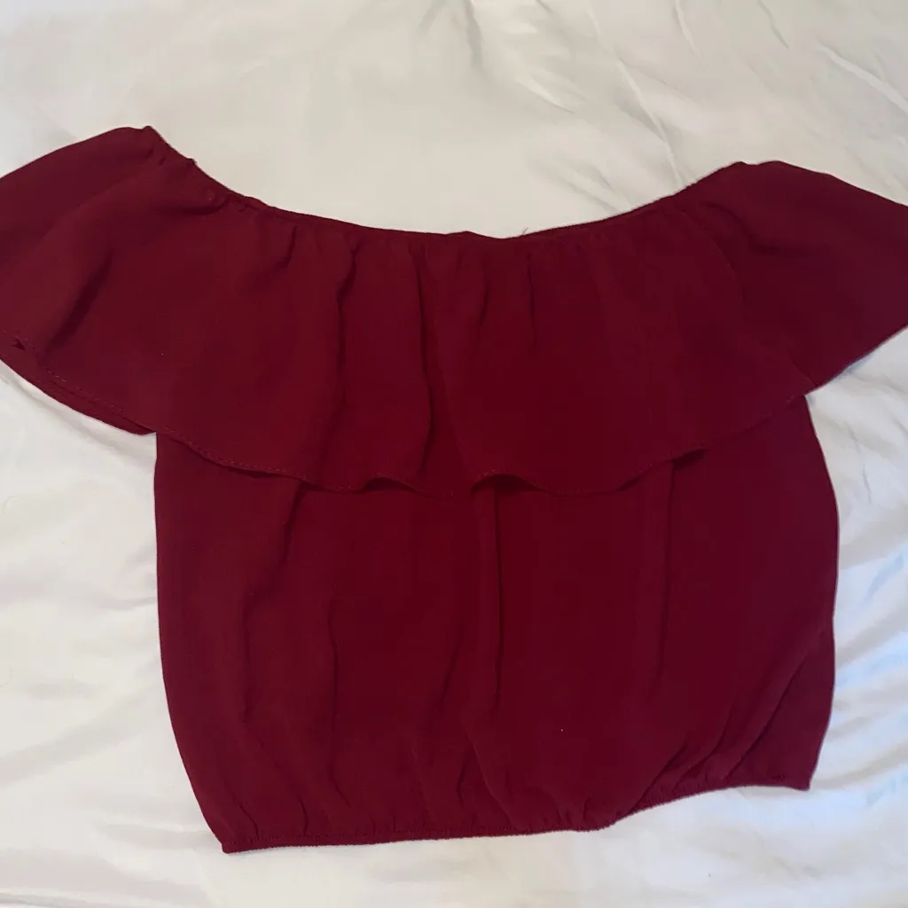 a'gaci Burgundy Off-Shoulder Blouse - Image 2