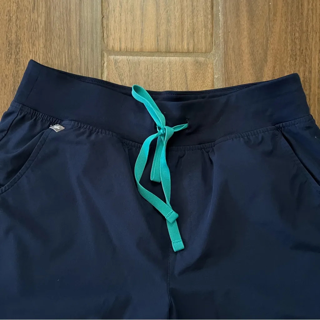 Figs Freex Lined Zamora size M - Image 4