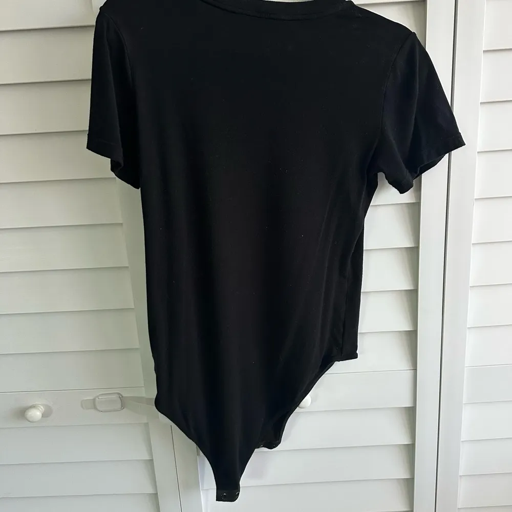 Black Short Sleeve Bodysuit - Image 3