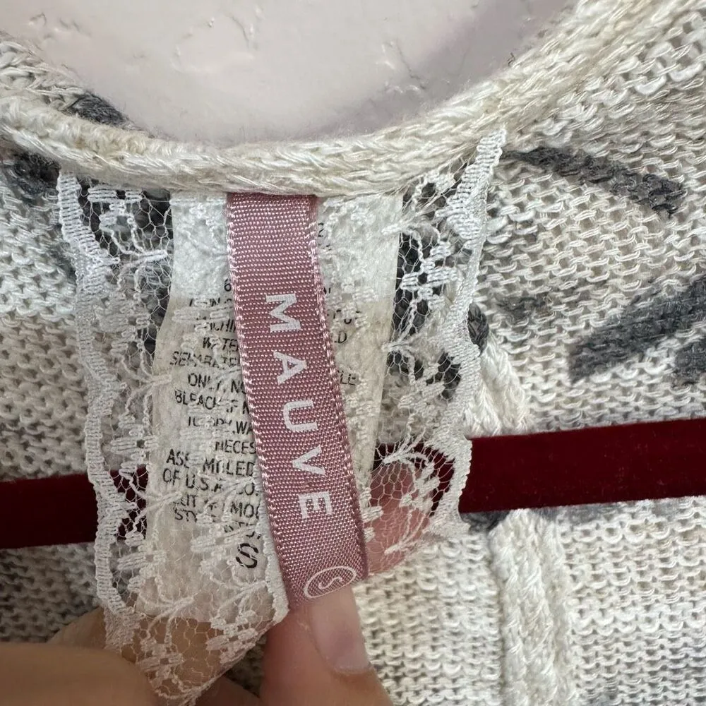 Mauve Aztec Mesh Cardigan White - Image 4