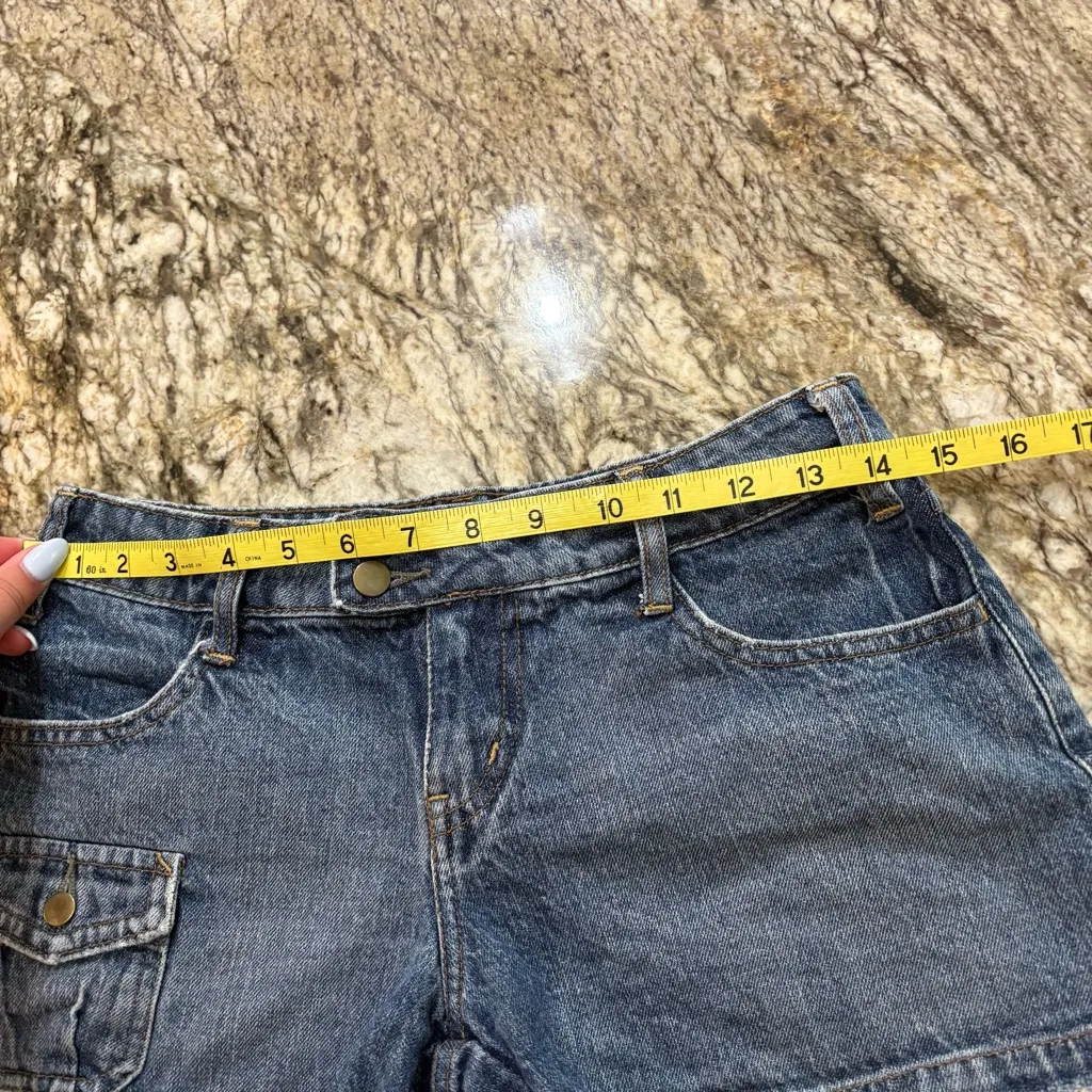 Y2K SO Denim Cargo Mini Shorts - Image 3