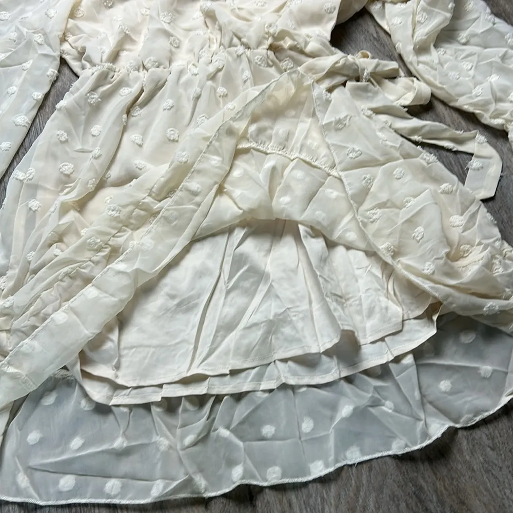 Swiss dot Dress Size Small - Image 11