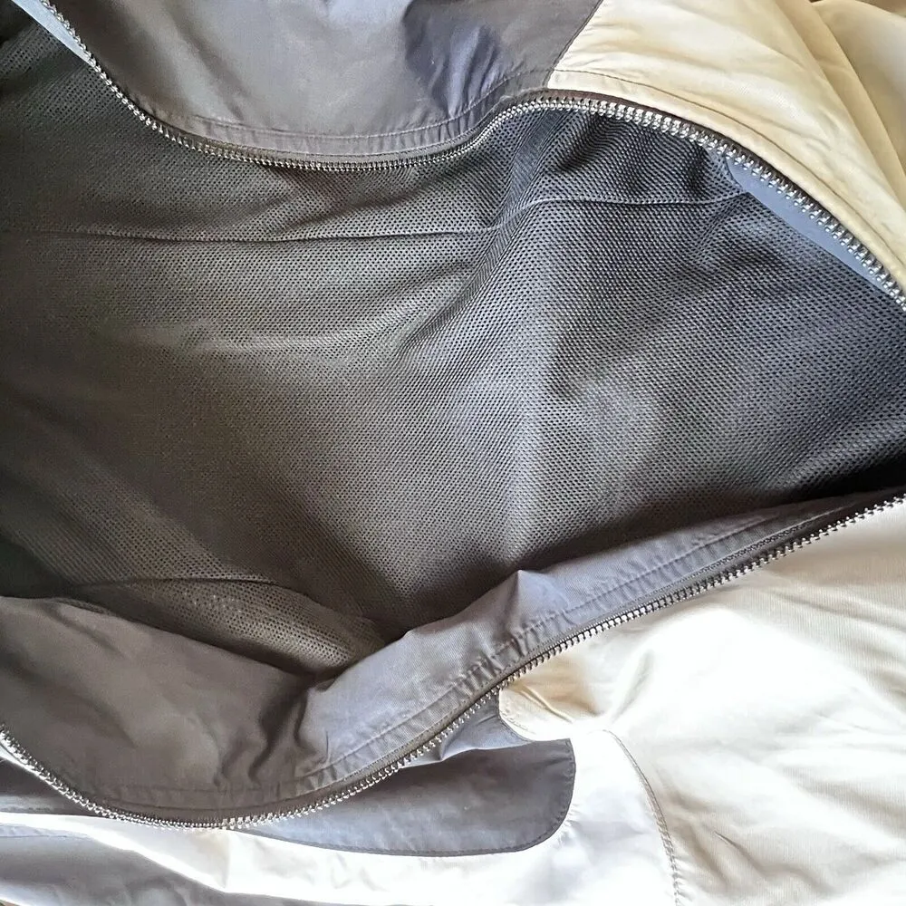 Nike Women's Woven Air Max Day Jacket small sportswear lightweight windbreaker S - Image 11