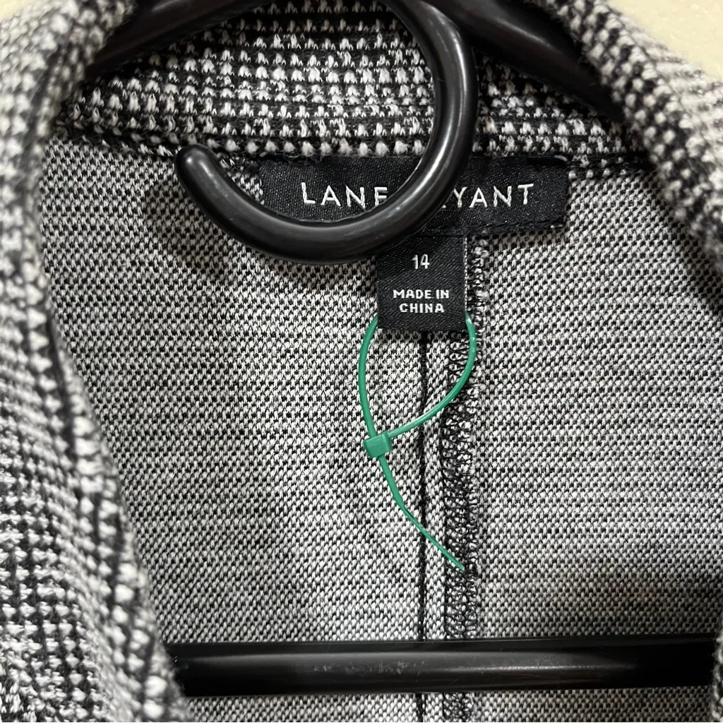 EUC LANE BRYANT SZ 14 COLLARLESS TWEED BLACK & WHITE WOMENS BLAZER - Image 3