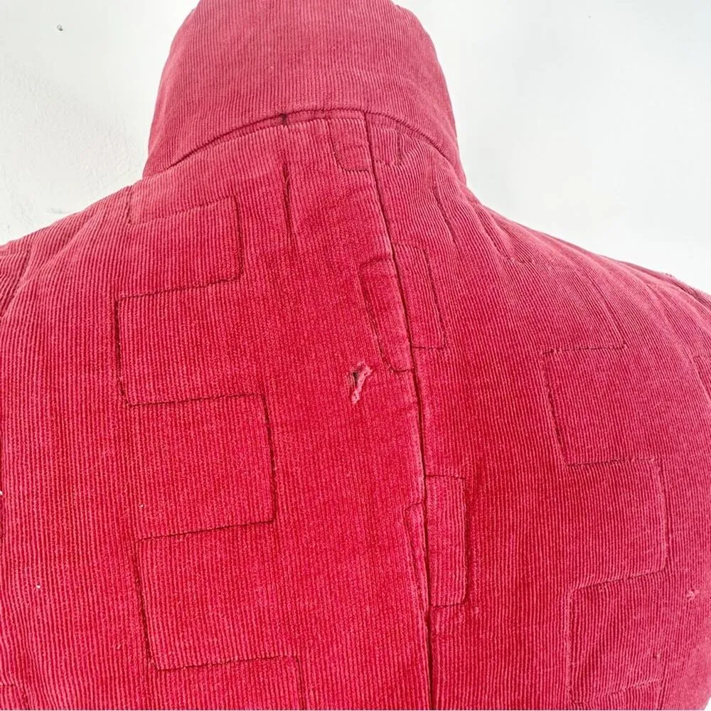 Habitat  Size Small Red Quilted Sleeveless Button Front Jacket Vest - Image 4