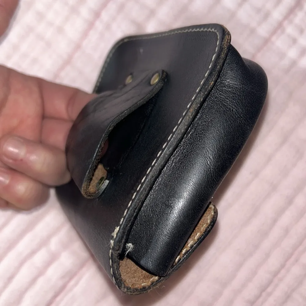 Vintage Black Genuine Leather Pouch for Belt - Image 13