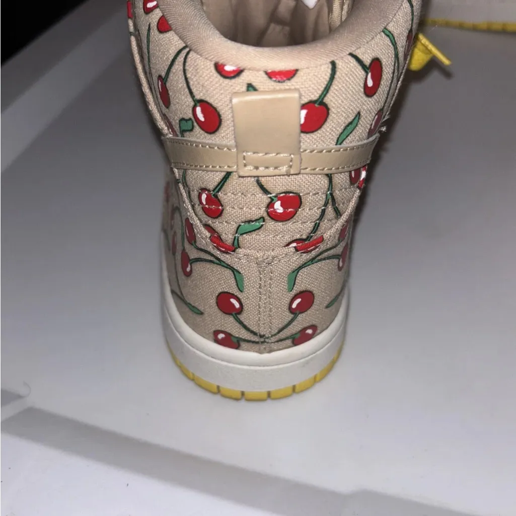 2008 OG Nike Dunk High Skinny X Paule Marrot Cherry Women’s Size 7 344142-221 - Image 5