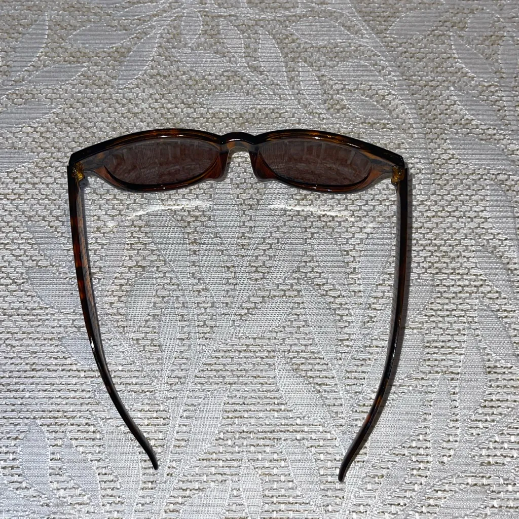 Tortoise Shell Sunglasses womens Brown - Image 5