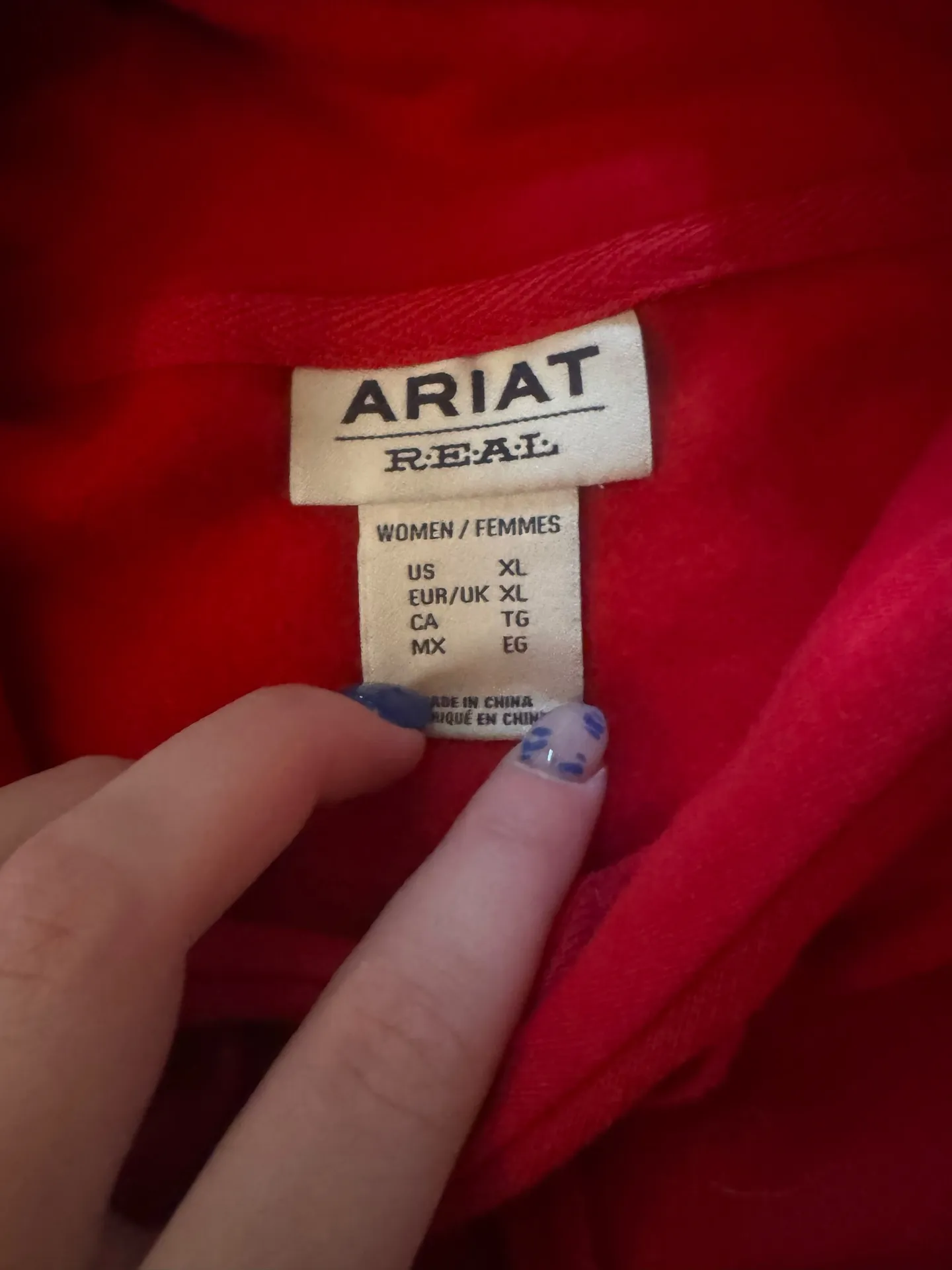 Women’s red Ariat hoodie - Image 2