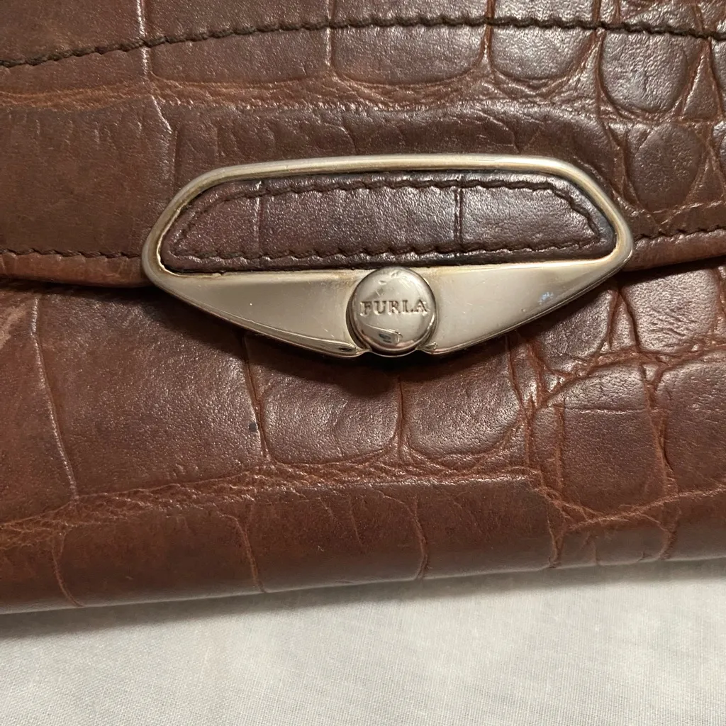 Furla Brown Croc-Embossed Leather Wallet - Image 3