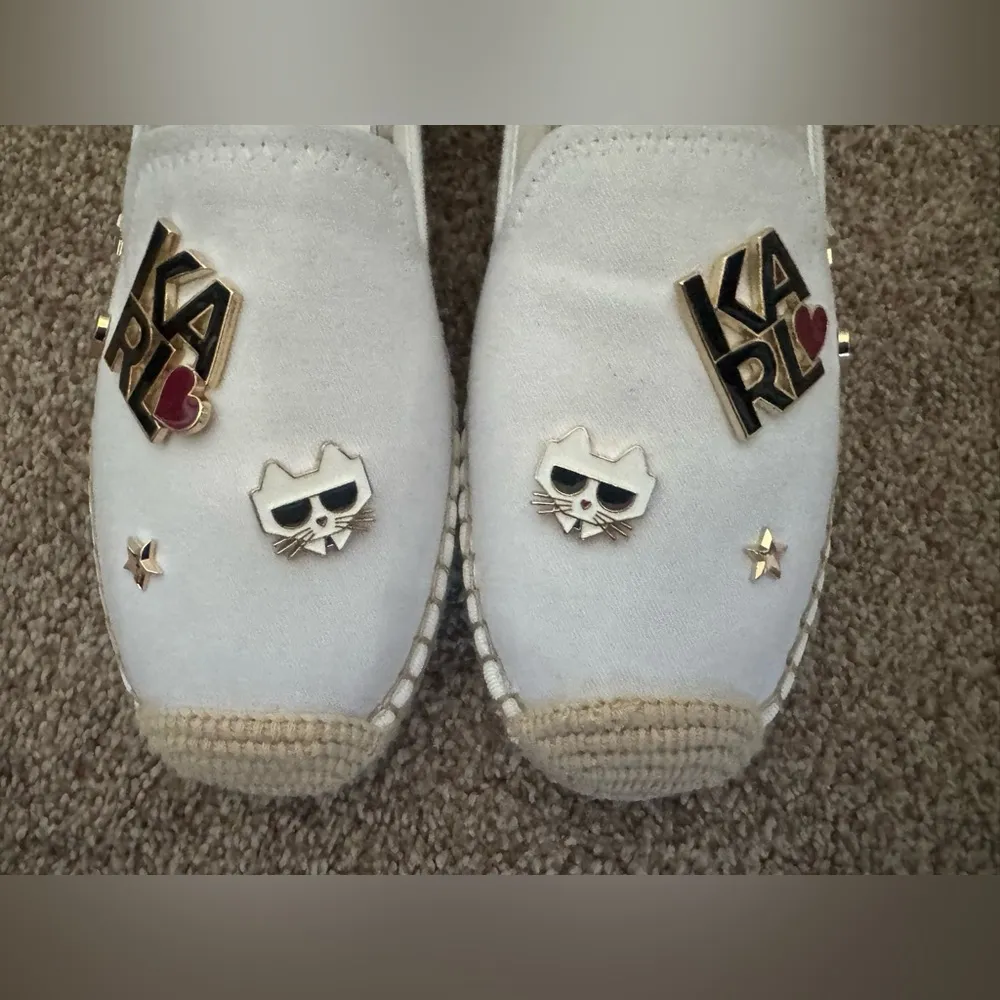 KARL LAGERFELD PARIS Women's white Embellished Slip-On Espadrille Flats 10 - Image 2