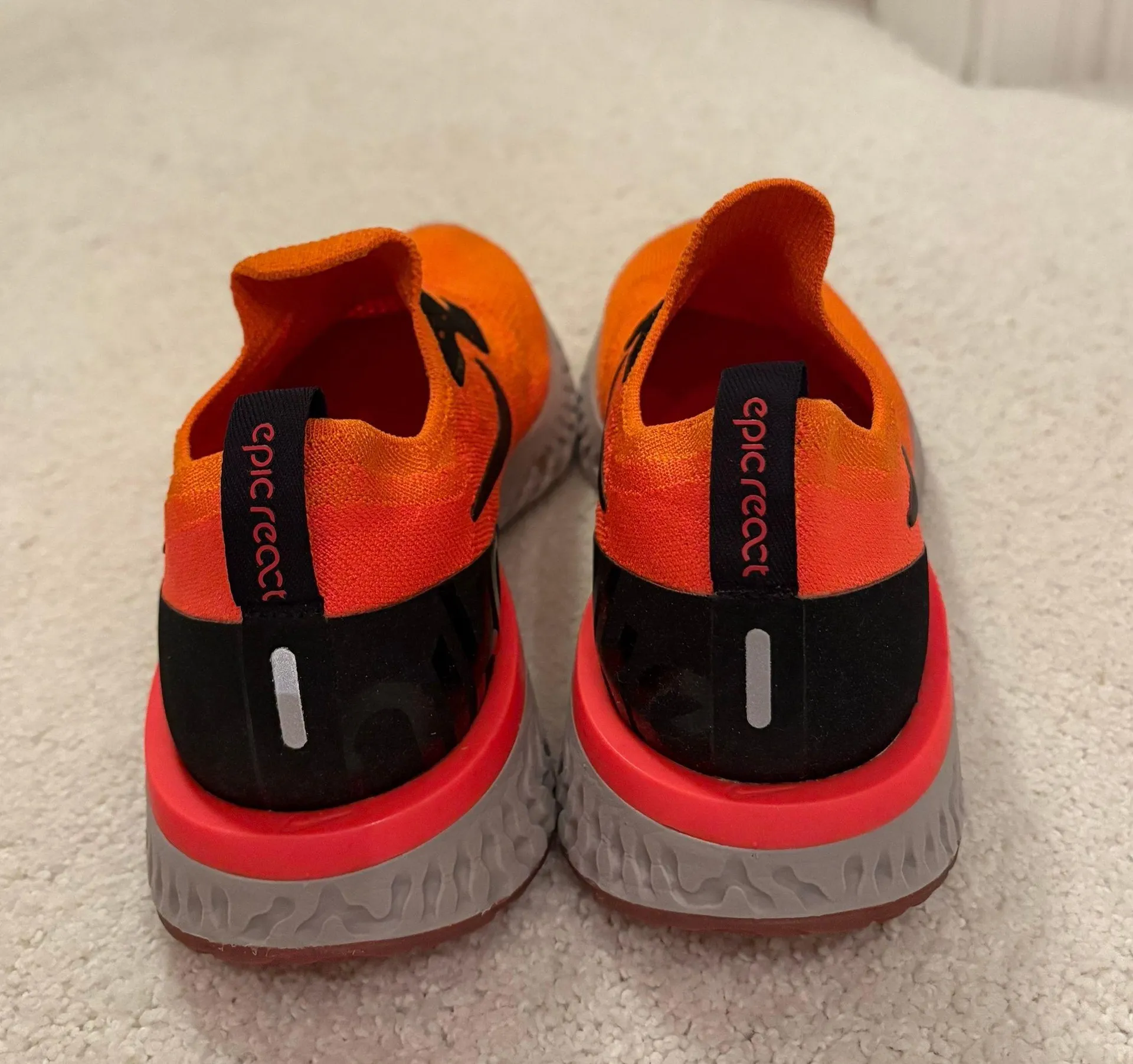 Women’s Epic React Flyknit Running Shoes - Image 4