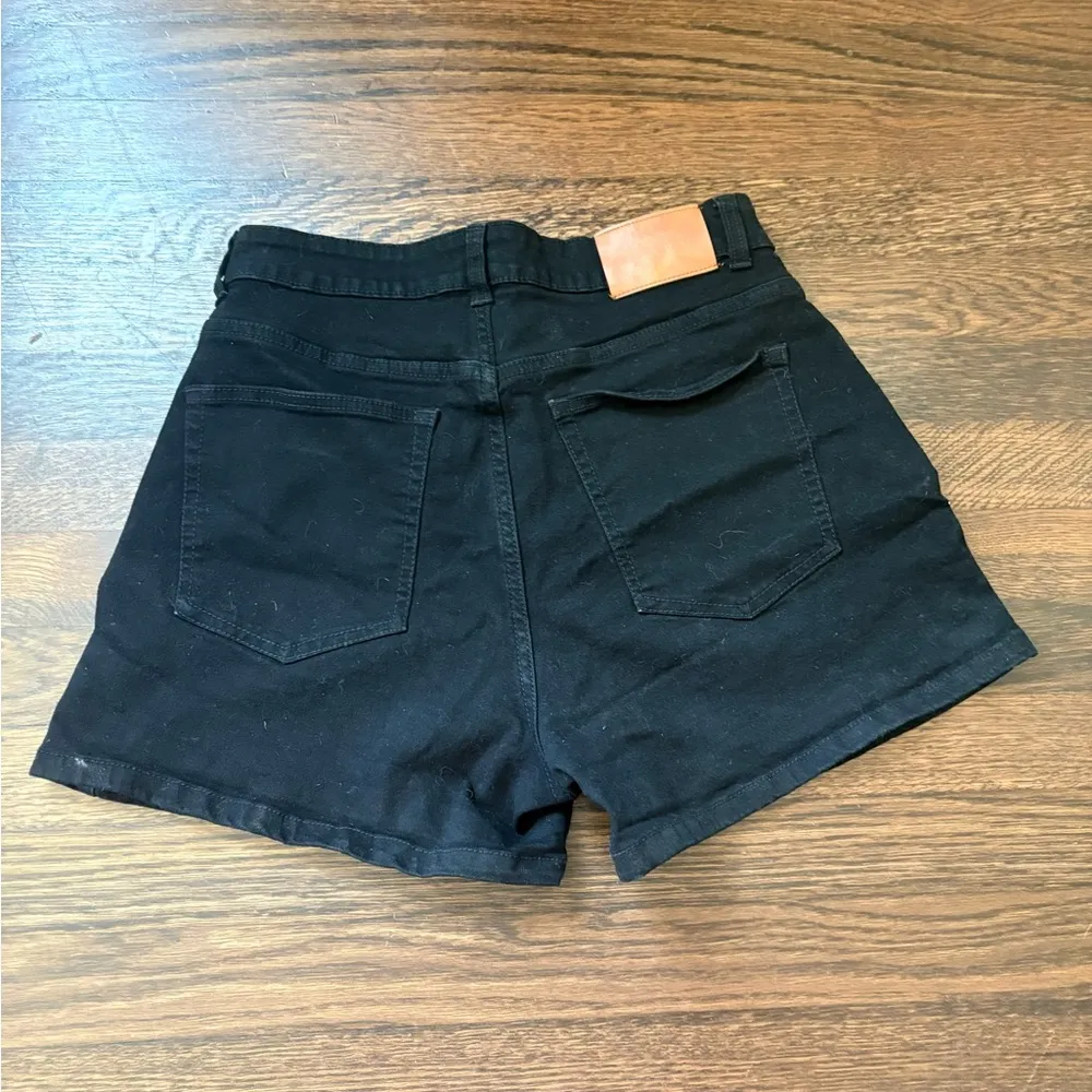 Amazon black shorts - Image 3