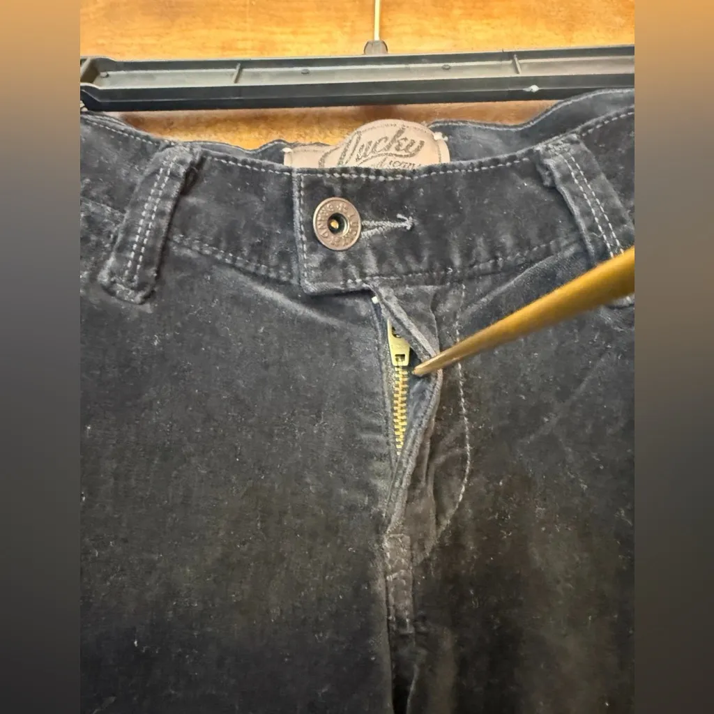 Lucky Brand Women’s Y2K Vintage Black Velvet LOW RISER Wide Leg Pants NWT - Image 3