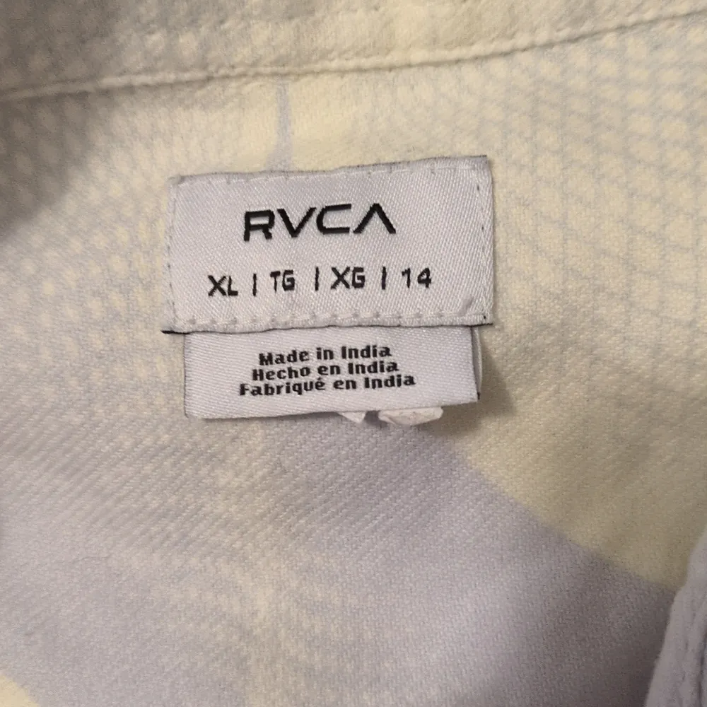 RVCA  rush flannel shirt size XL - Image 5