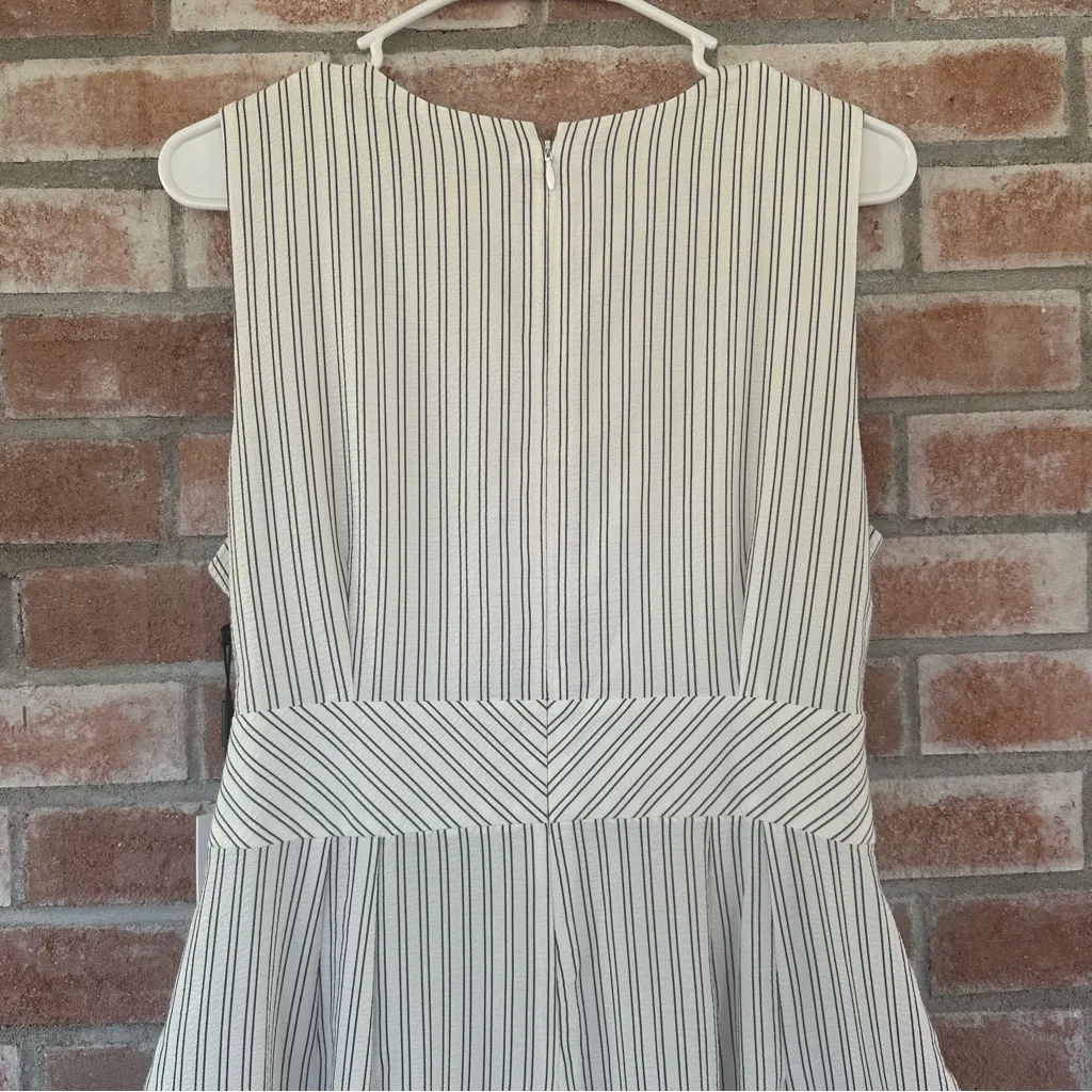 Calvin Klein Wide Leg Jumpsuit NEW Women’s 10 White Black Striped Belted - Image 7