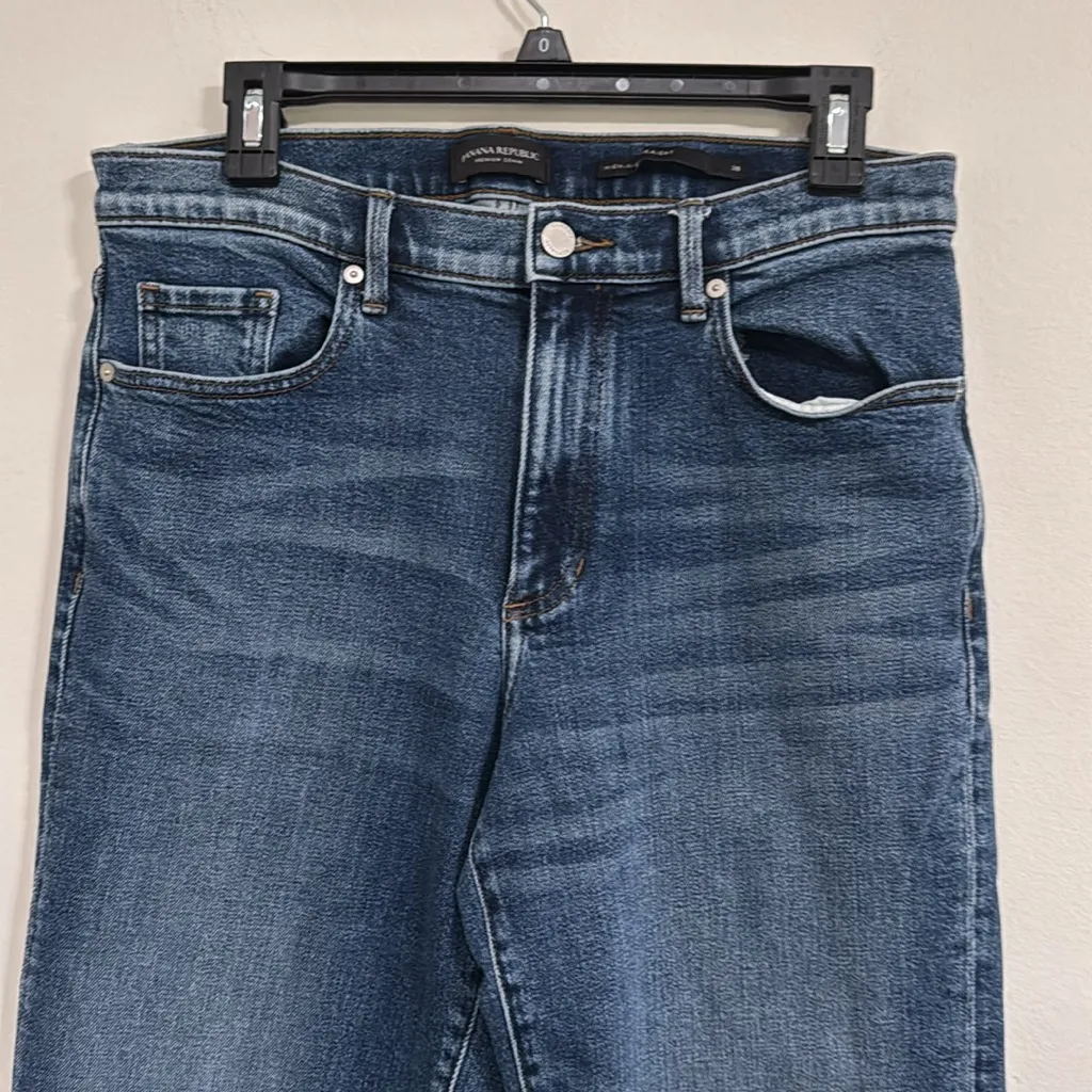 Banana Republic Women’s Premium Denim Hight Rise Straight Leg Blue Jeans size 30 - Image 3