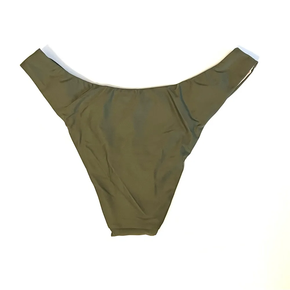 J Crew Curved Waist Cheeky Bikini Bottoms in Safari Green Size L New - Image 4