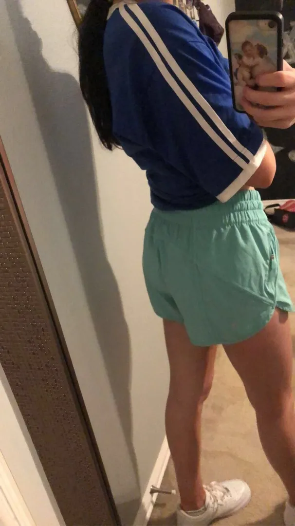 Lululemon Tracker Shorts 4’’ - Image 3