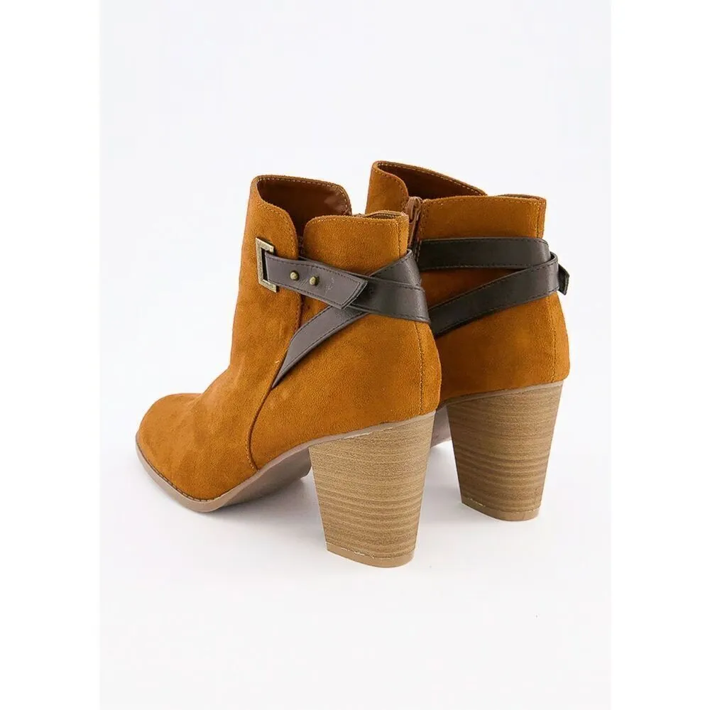Diba brown ankle boots. Size 8. Retails $75 - Image 2