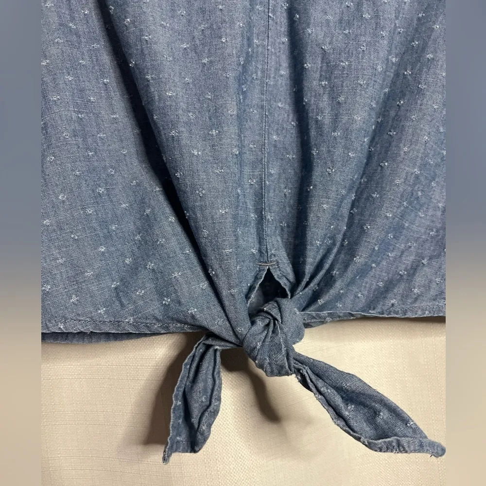 Madewell Chambray Eyelet V Neck Tie Top Small - Image 8