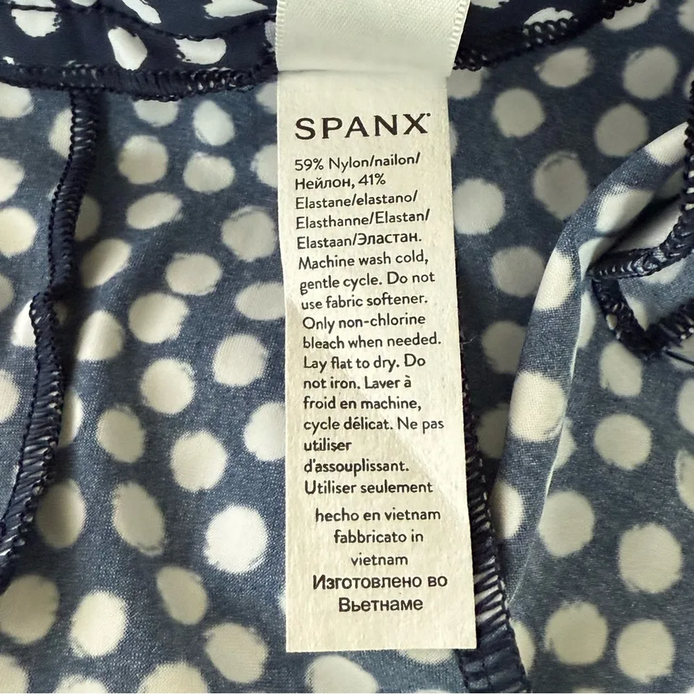 Spanx‎ Sunshine Shorts Size 2X EUC Navy Painted Dot - Image 4