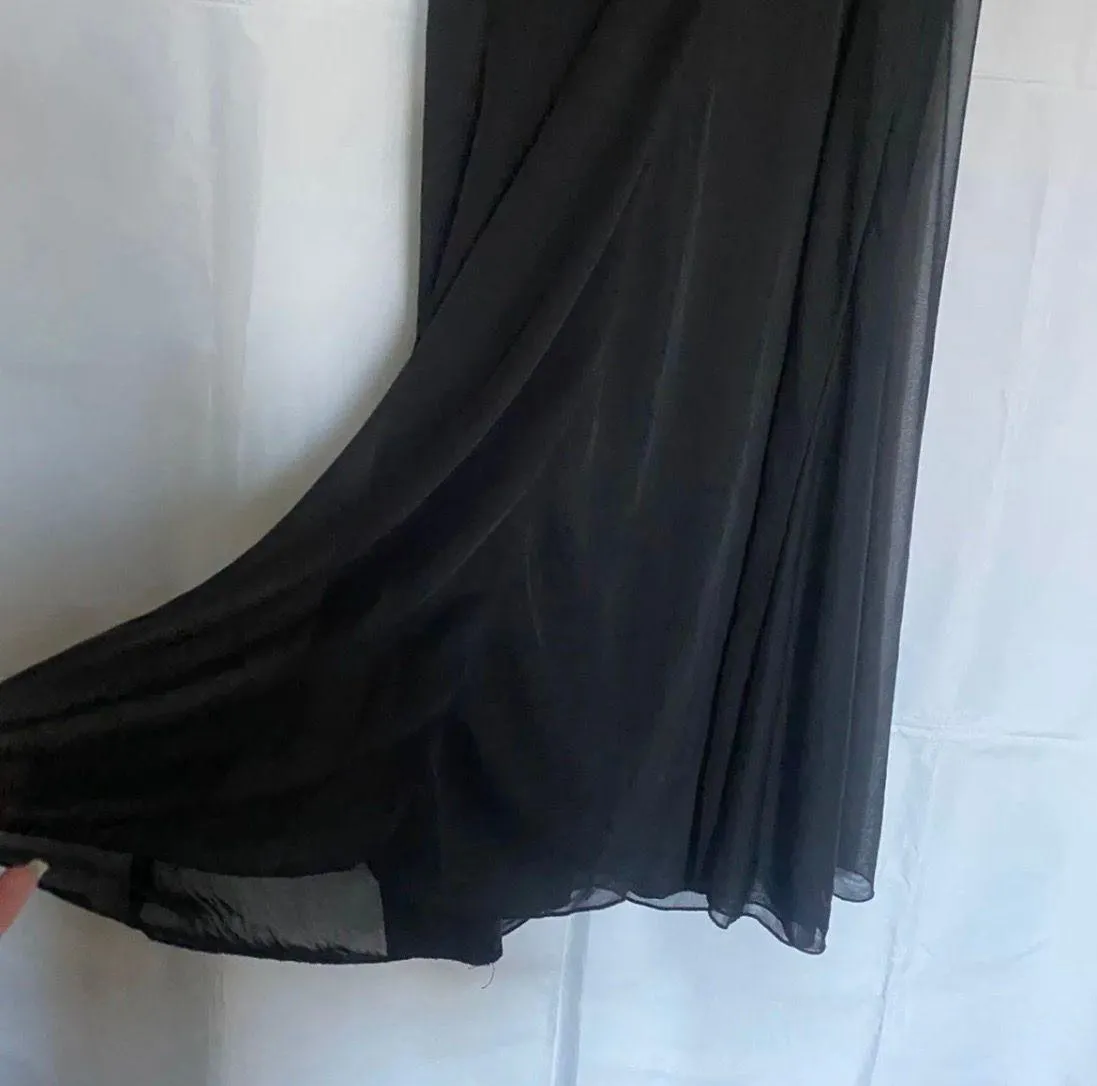 - Black Chiffon Wiggle Cocktail Dress. - Image 10