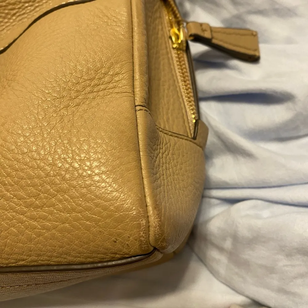 Tory Burch  T BLOCK PEBBLED LEATHER SATCHEL - Image 12