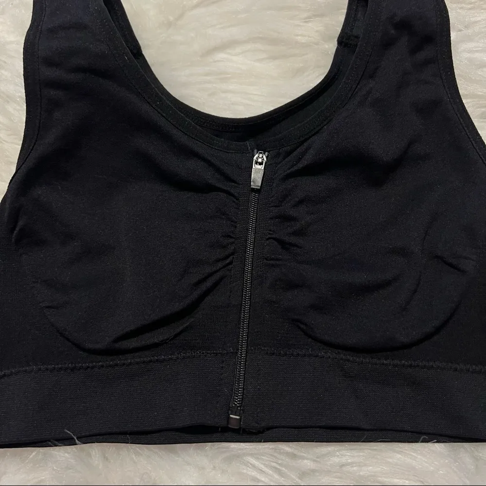 Genie Zip Bra Black Size medium…please read about size - Image 3
