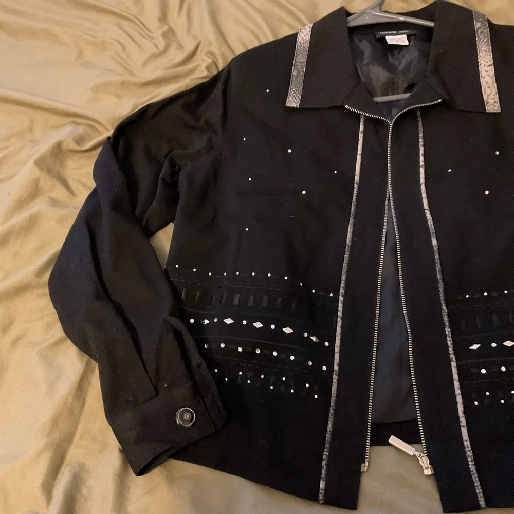 Morgan Cole Womens Sz S Black Zip Jacket Studded Bling Button Cuff Sleeve Lined - Image 4