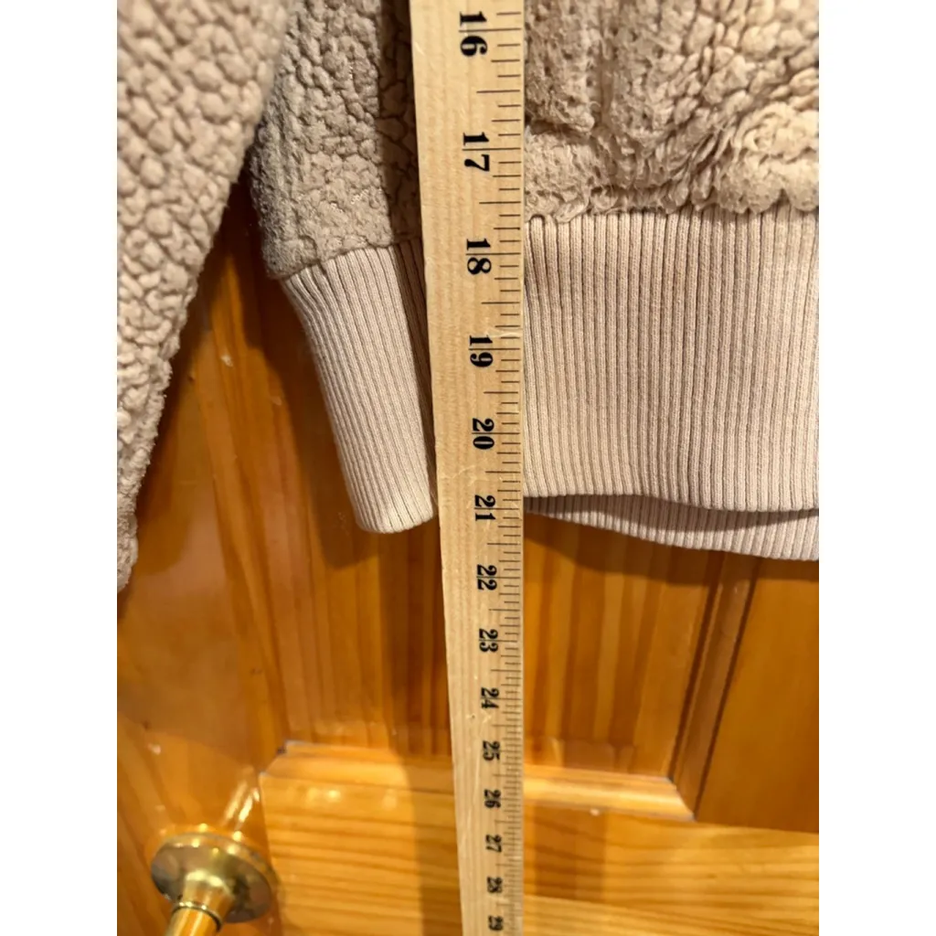 Varley Beige Sherpa Fleece Half Zip Pullover Ribbed Hem Sweatshirt S - Image 9