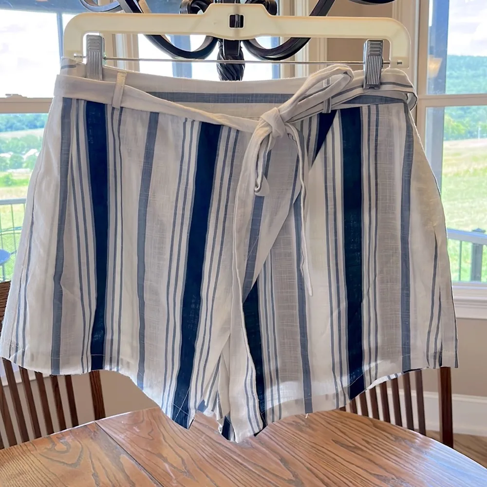 Blu Pepper Wrap Shorts Cotton Striped Womens Large Tie Belt Blue White - Image 3